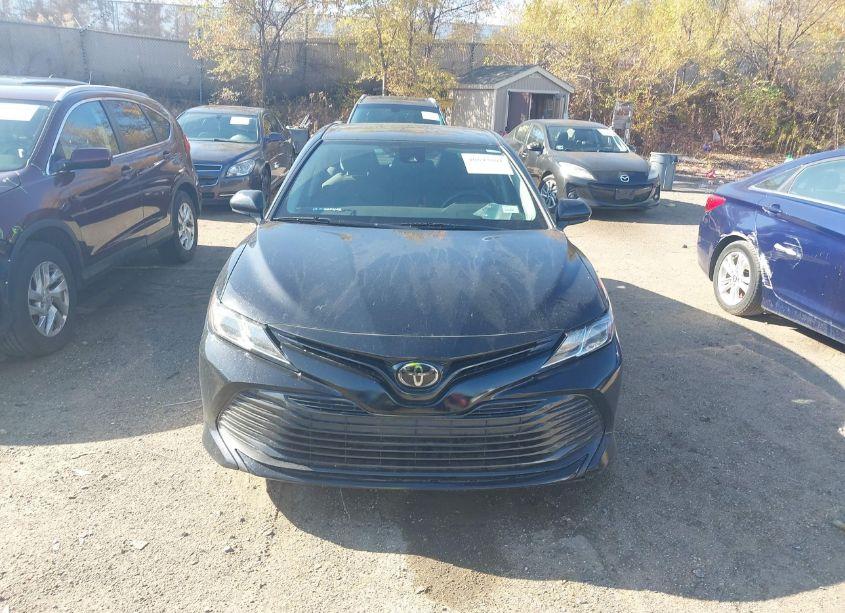 Photo 12 of 2019 Toyota Camry LE (VIN 4T1B11HK5KU245191)