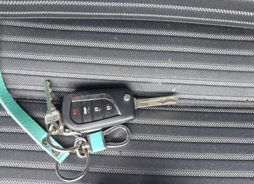 Photo 11 of 2019 Toyota Camry SE (VIN 4T1B11HK5KU261763)