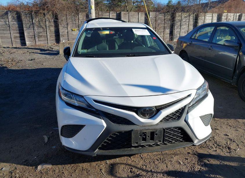 Photo 12 of 2019 Toyota Camry SE (VIN 4T1B11HK5KU273671)