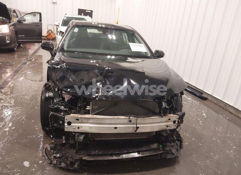 Photo 13 of 2019 Toyota Camry SE (VIN 4T1B11HK5KU279986)