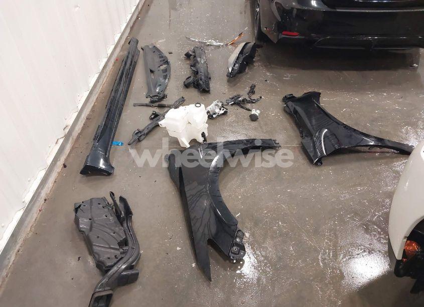 Photo 19 of 2019 Toyota Camry SE (VIN 4T1B11HK5KU279986)