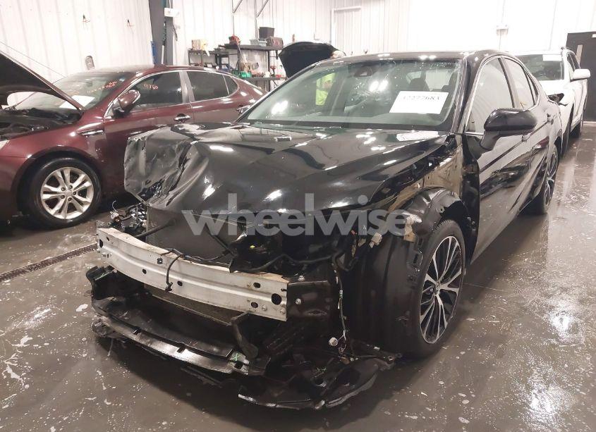 Photo 6 of 2019 Toyota Camry SE (VIN 4T1B11HK5KU279986)