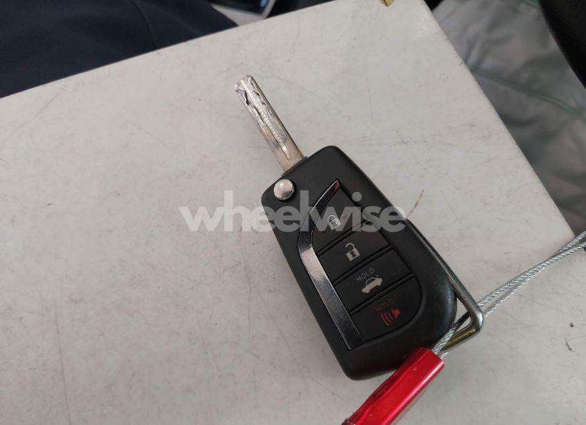 Photo 11 of 2019 Toyota Camry SE (VIN 4T1B11HK5KU295928)