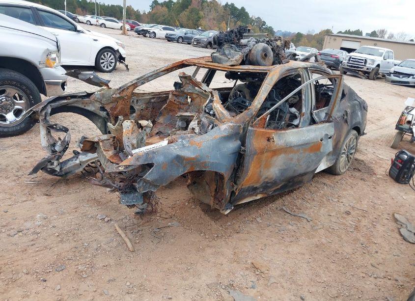 Photo 2 of 2019 Toyota Camry SE (VIN 4T1B11HK5KU681300)