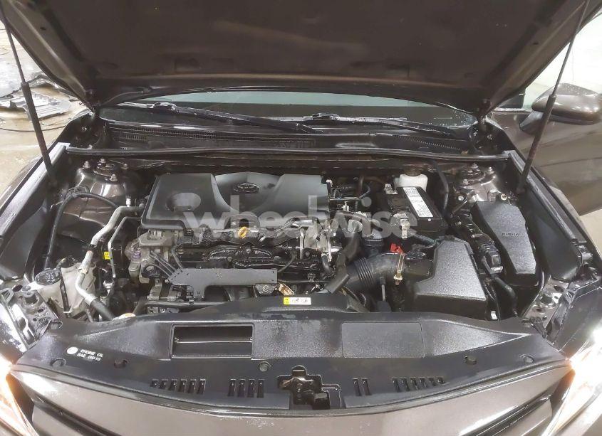 Photo 10 of 2019 Toyota Camry LE (VIN 4T1B11HK5KU683127)