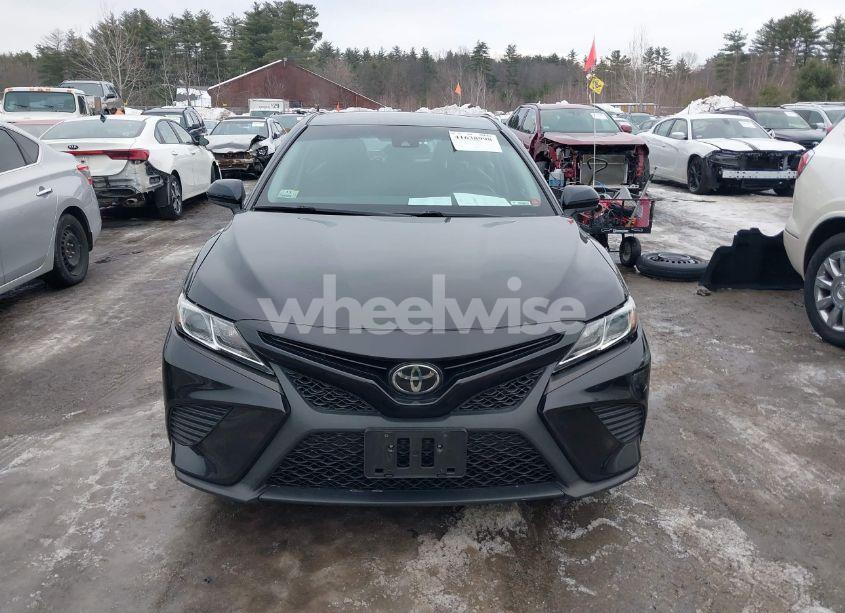 Photo 12 of 2019 Toyota Camry SE (VIN 4T1B11HK5KU703327)