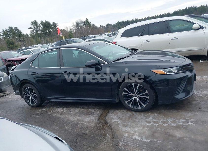 Photo 13 of 2019 Toyota Camry SE (VIN 4T1B11HK5KU703327)