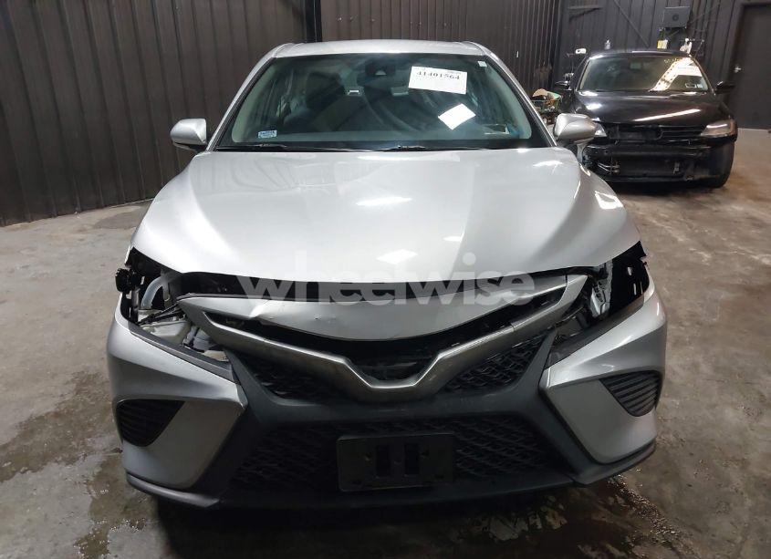 Photo 13 of 2019 Toyota Camry SE (VIN 4T1B11HK5KU727594)