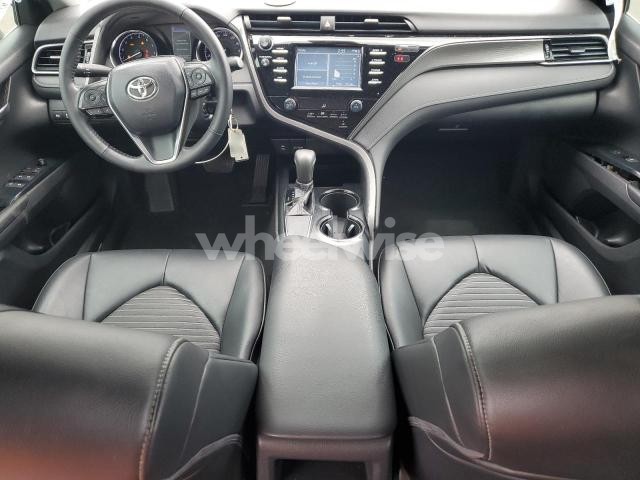Photo 5 of 2019 TOYOTA CAMRY L (VIN 4T1B11HK5KU752799)