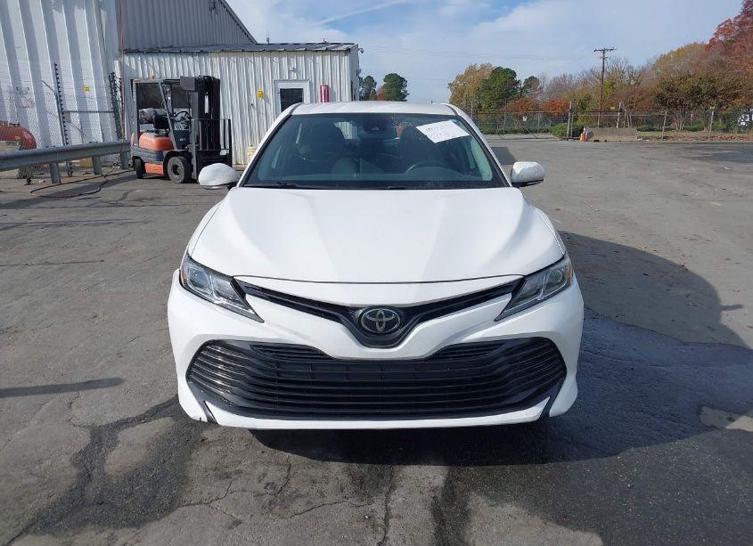Photo 12 of 2019 Toyota Camry LE (VIN 4T1B11HK5KU758862)