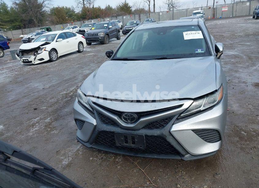 Photo 12 of 2019 Toyota Camry SE (VIN 4T1B11HK5KU761812)