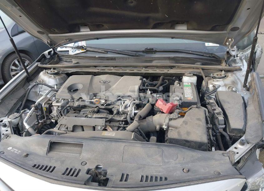 Photo 10 of 2019 Toyota Camry SE (VIN 4T1B11HK5KU775886)