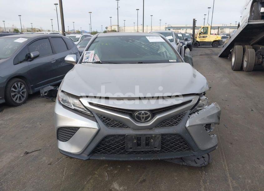 Photo 13 of 2019 Toyota Camry SE (VIN 4T1B11HK5KU775886)