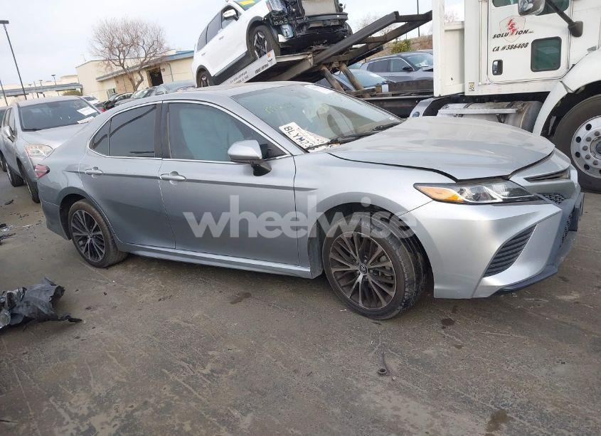 Photo 14 of 2019 Toyota Camry SE (VIN 4T1B11HK5KU775886)