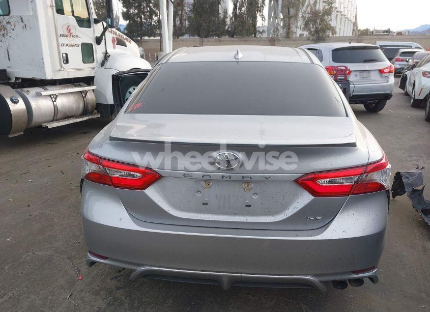 Photo 17 of 2019 Toyota Camry SE (VIN 4T1B11HK5KU775886)