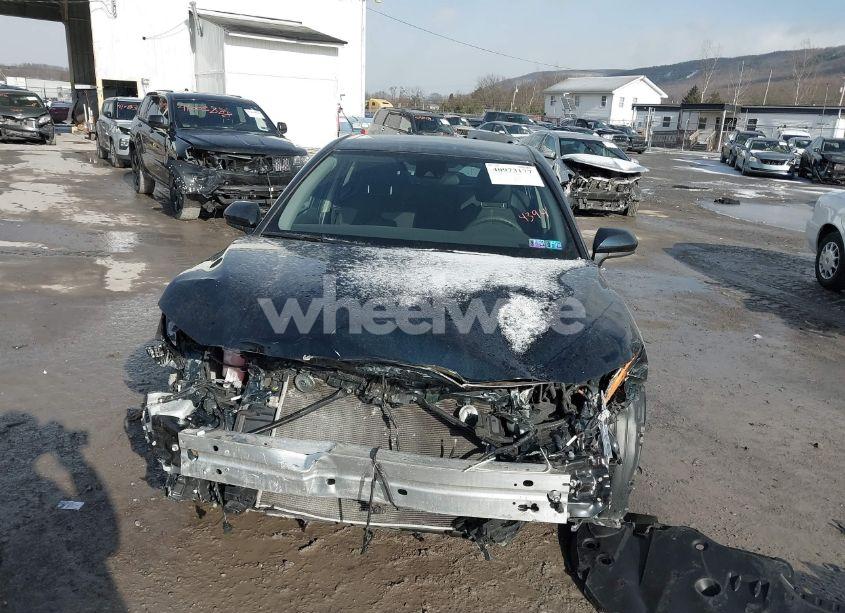 Photo 13 of 2019 Toyota Camry LE (VIN 4T1B11HK5KU814394)