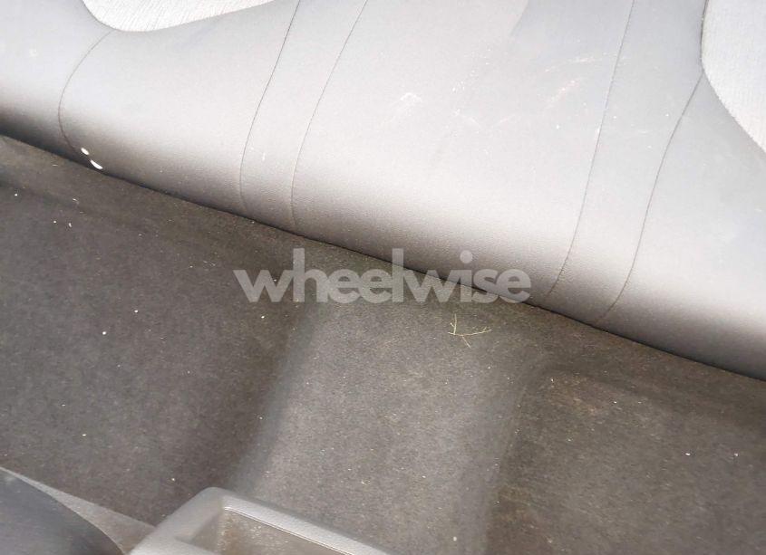 Photo 8 of 2019 Toyota Camry LE (VIN 4T1B11HK5KU814394)