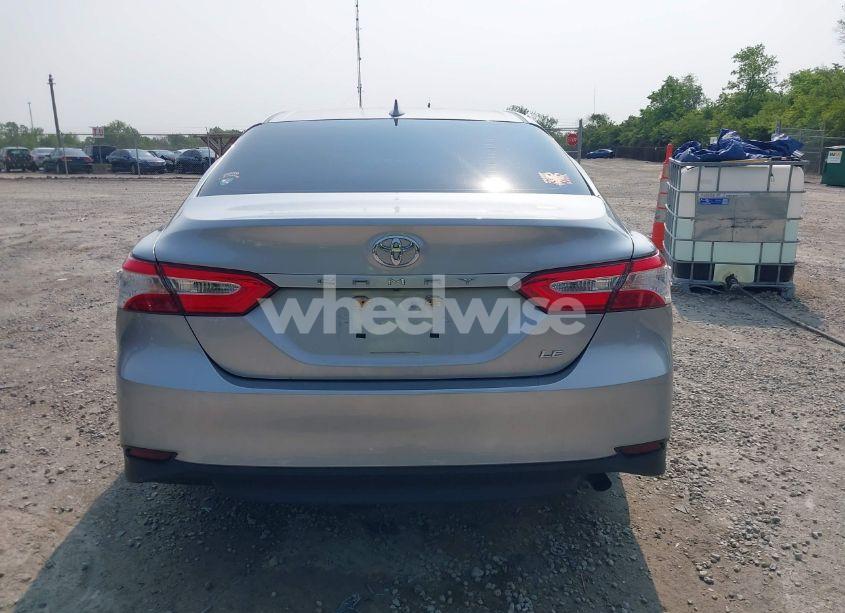Photo 17 of 2019 Toyota Camry LE (VIN 4T1B11HK5KU839134)