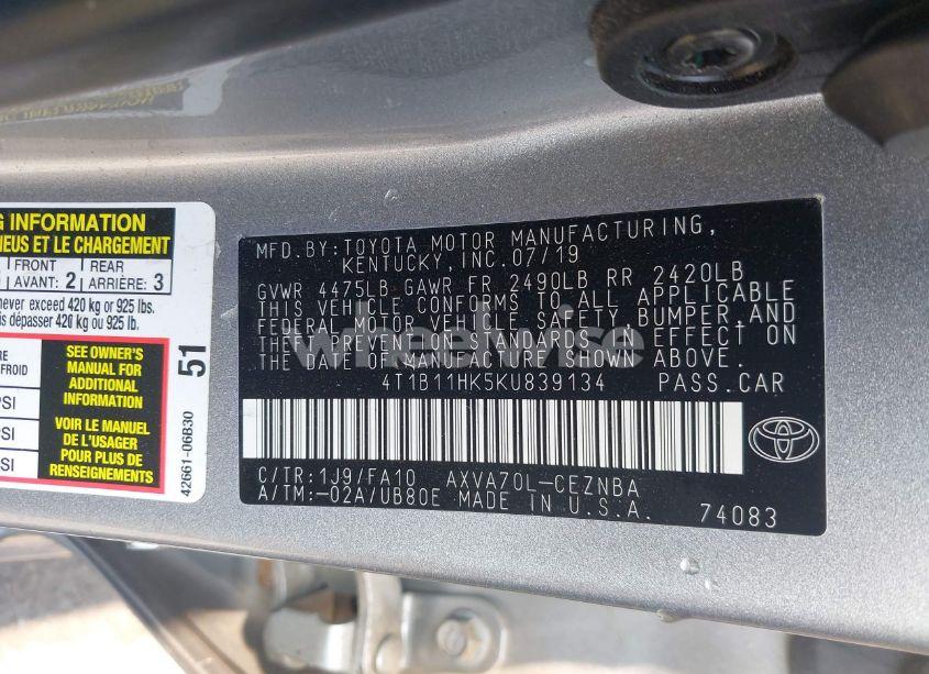 Photo 9 of 2019 Toyota Camry LE (VIN 4T1B11HK5KU839134)