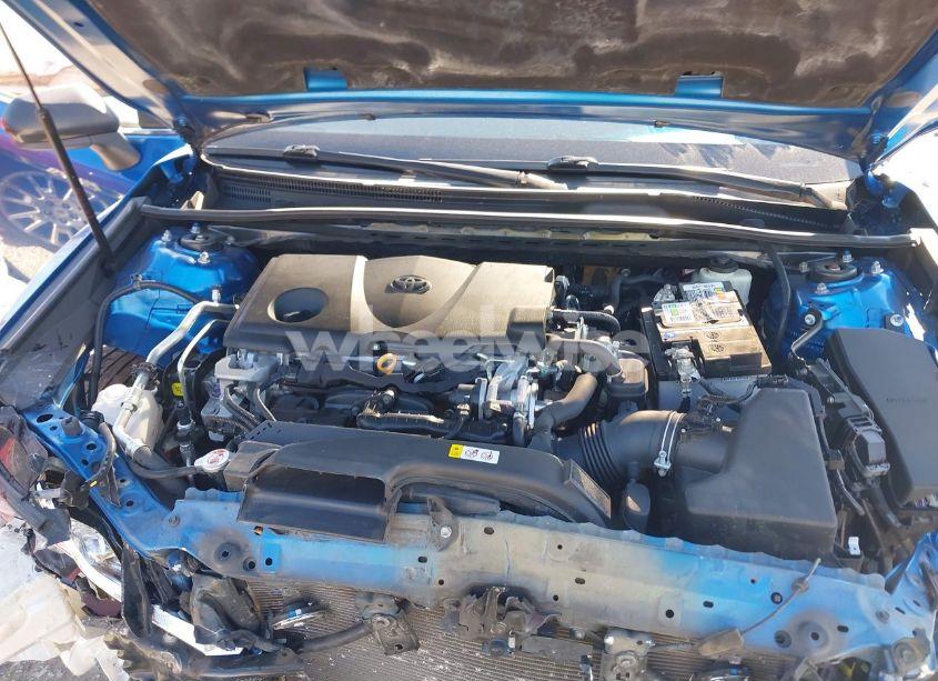 Photo 10 of 2018 Toyota Camry SE (VIN 4T1B11HK6JU027436)