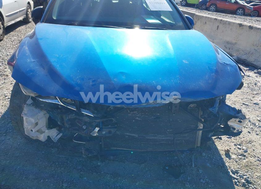 Photo 6 of 2018 Toyota Camry SE (VIN 4T1B11HK6JU027436)