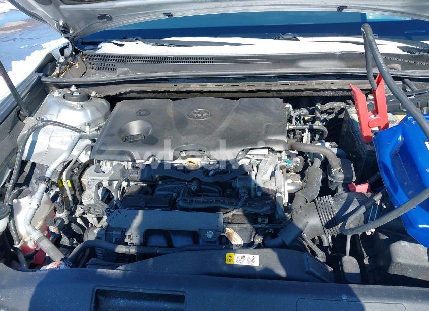 Photo 10 of 2018 Toyota Camry XLE (VIN 4T1B11HK6JU036203)