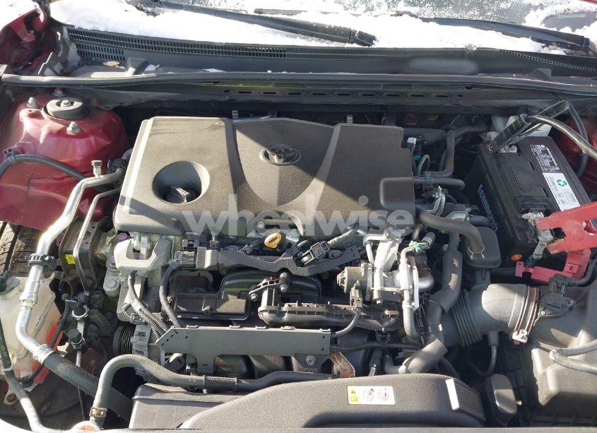 Photo 10 of 2018 Toyota Camry SE (VIN 4T1B11HK6JU505015)