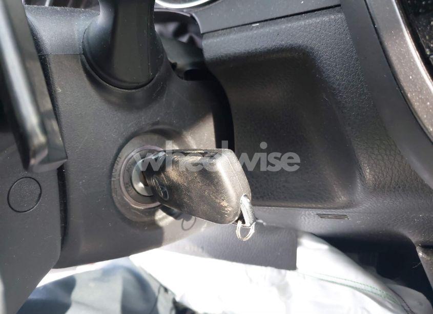 Photo 11 of 2018 Toyota Camry SE (VIN 4T1B11HK6JU505015)