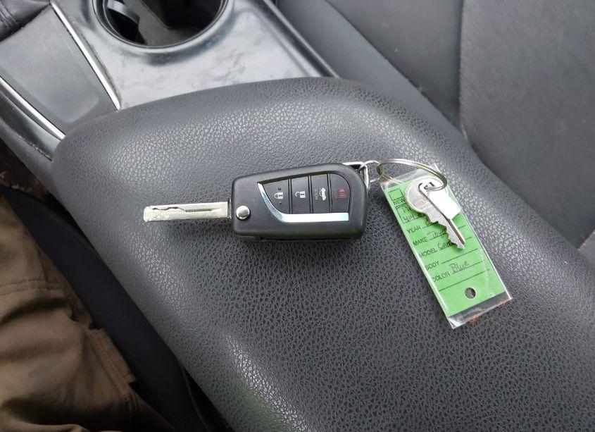 Photo 11 of 2018 Toyota Camry LE (VIN 4T1B11HK6JU525684)