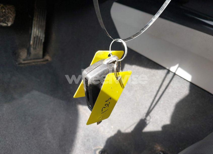 Photo 11 of 2018 Toyota Camry LE (VIN 4T1B11HK6JU547913)