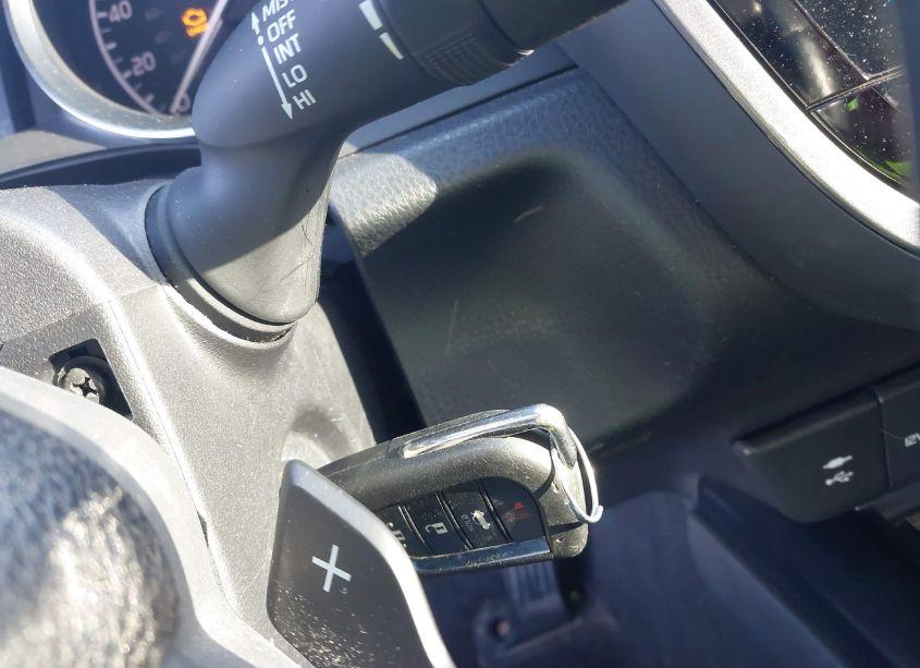 Photo 11 of 2018 Toyota Camry SE (VIN 4T1B11HK6JU551248)