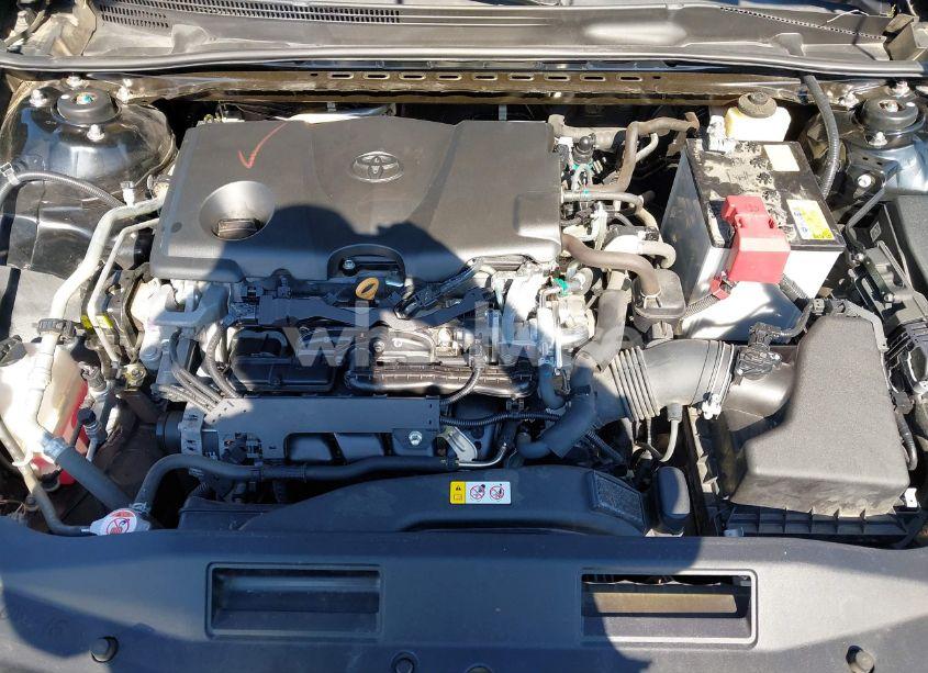 Photo 10 of 2018 Toyota Camry L (VIN 4T1B11HK6JU563304)