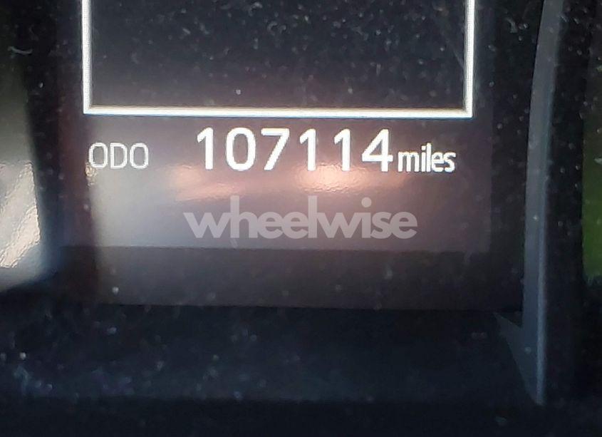 Photo 16 of 2018 Toyota Camry L (VIN 4T1B11HK6JU563304)