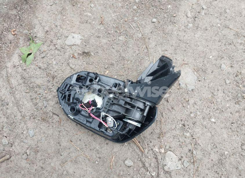 Photo 12 of 2018 Toyota Camry SE (VIN 4T1B11HK6JU564954)