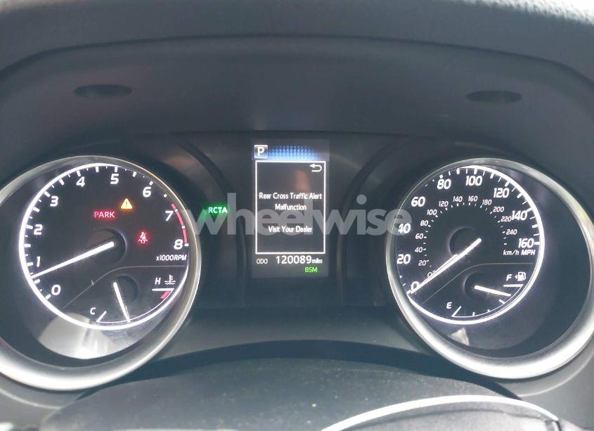 Photo 7 of 2018 Toyota Camry SE (VIN 4T1B11HK6JU564954)