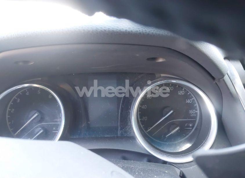 Photo 7 of 2018 Toyota Camry SE (VIN 4T1B11HK6JU571676)