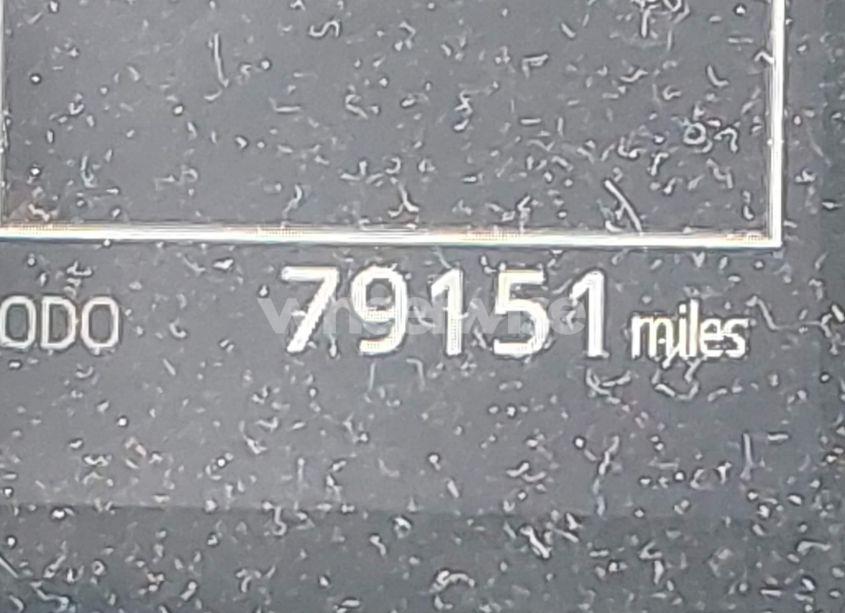 Photo 16 of 2018 Toyota Camry SE (VIN 4T1B11HK6JU587036)