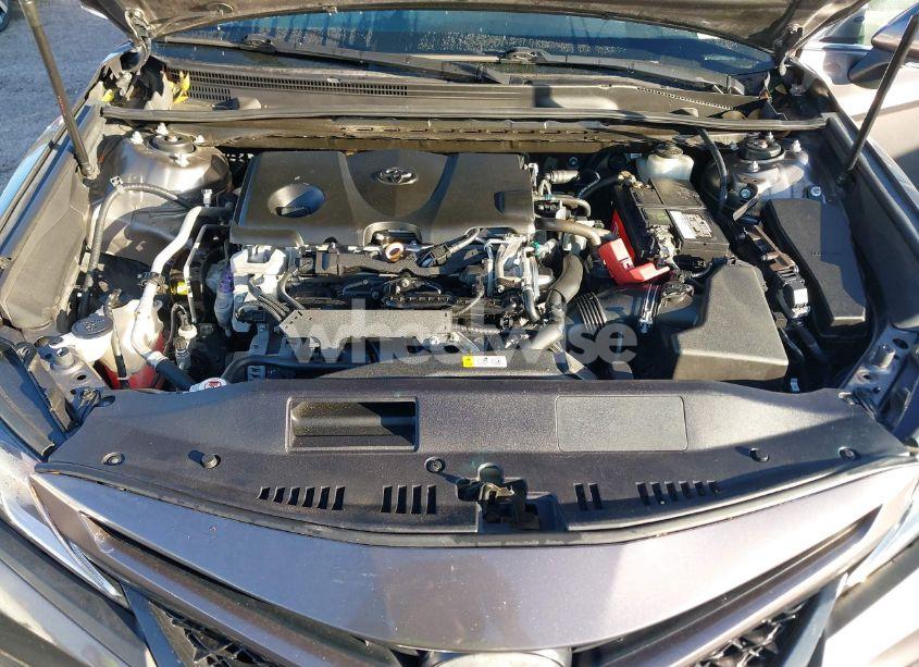 Photo 10 of 2018 Toyota Camry SE (VIN 4T1B11HK6JU595279)