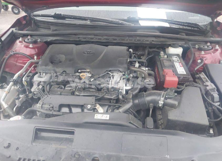 Photo 10 of 2018 Toyota Camry LE (VIN 4T1B11HK6JU603011)