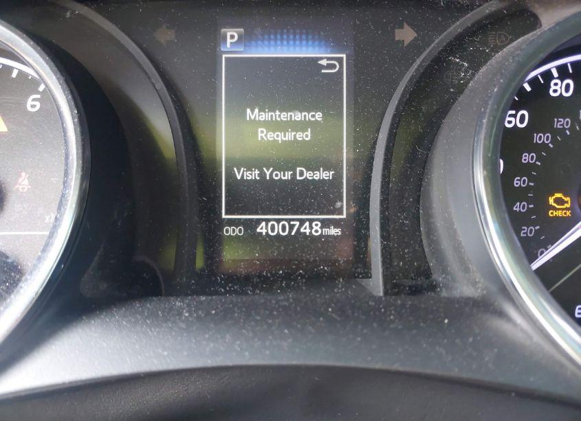 Photo 15 of 2018 Toyota Camry LE (VIN 4T1B11HK6JU611786)