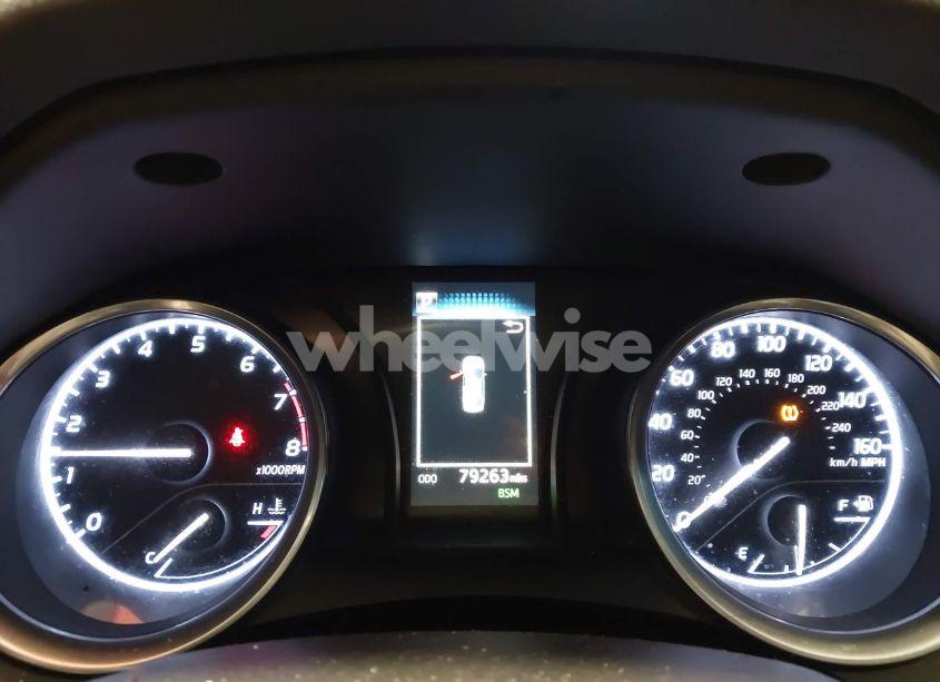 Photo 7 of 2018 Toyota Camry LE (VIN 4T1B11HK6JU612629)