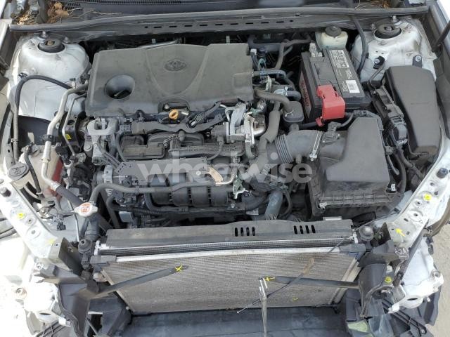 Photo 8 of 2018 TOYOTA CAMRY L (VIN 4T1B11HK6JU619824)