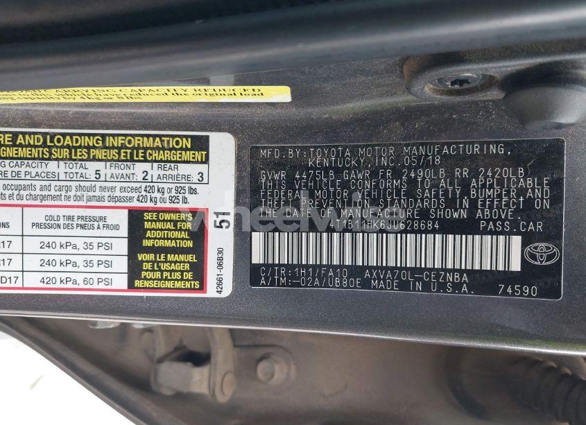 Photo 9 of 2018 Toyota Camry LE (VIN 4T1B11HK6JU628684)