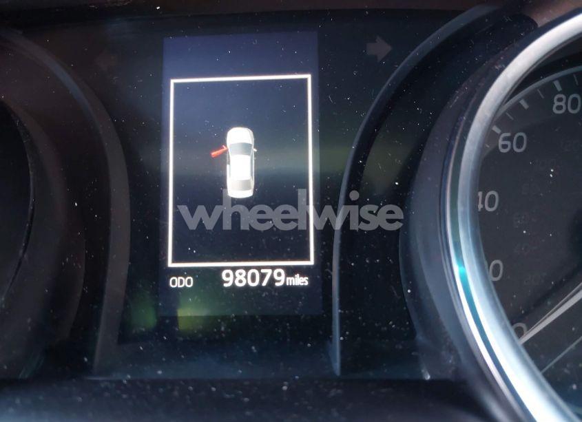 Photo 14 of 2018 Toyota Camry SE (VIN 4T1B11HK6JU634047)