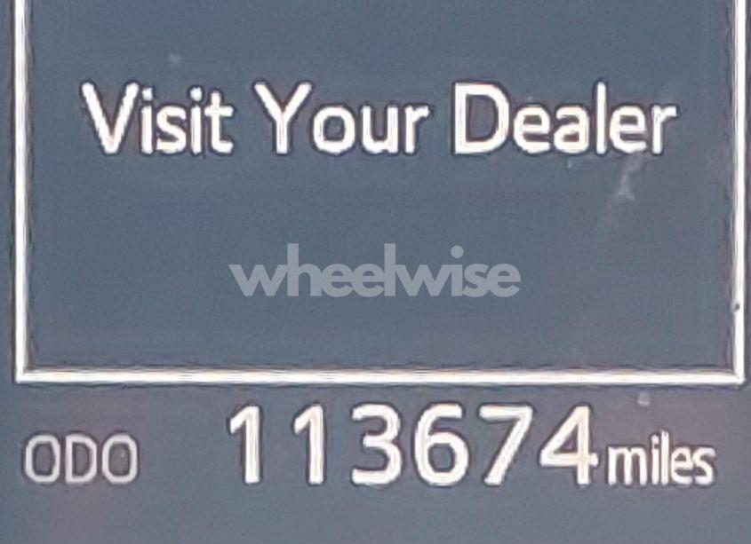 Photo 15 of 2018 Toyota Camry SE (VIN 4T1B11HK6JU644304)