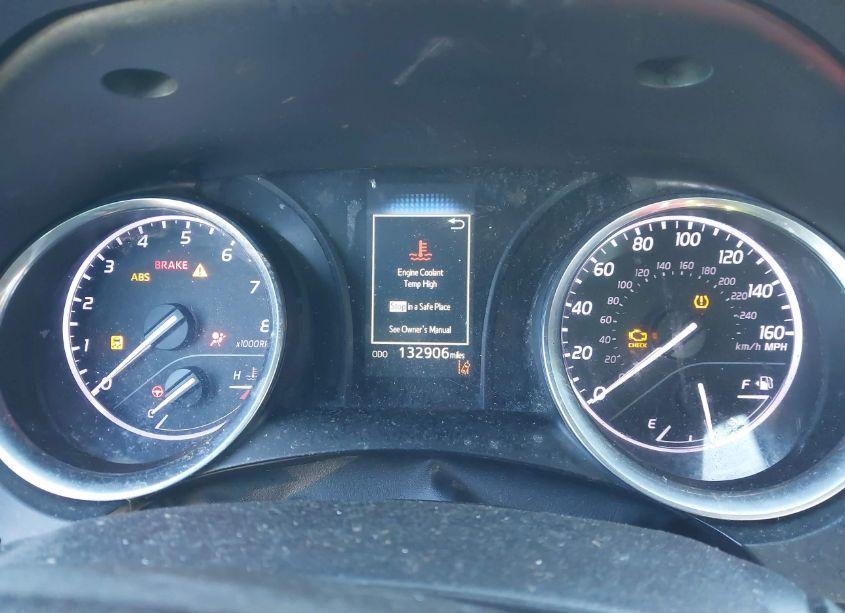 Photo 7 of 2018 Toyota Camry LE (VIN 4T1B11HK6JU650331)