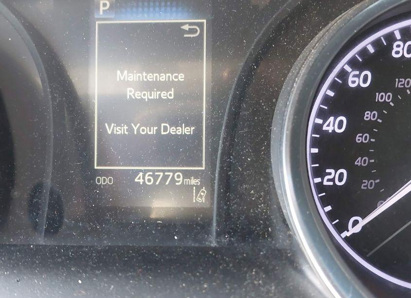 Photo 15 of 2018 Toyota Camry LE (VIN 4T1B11HK6JU667789)