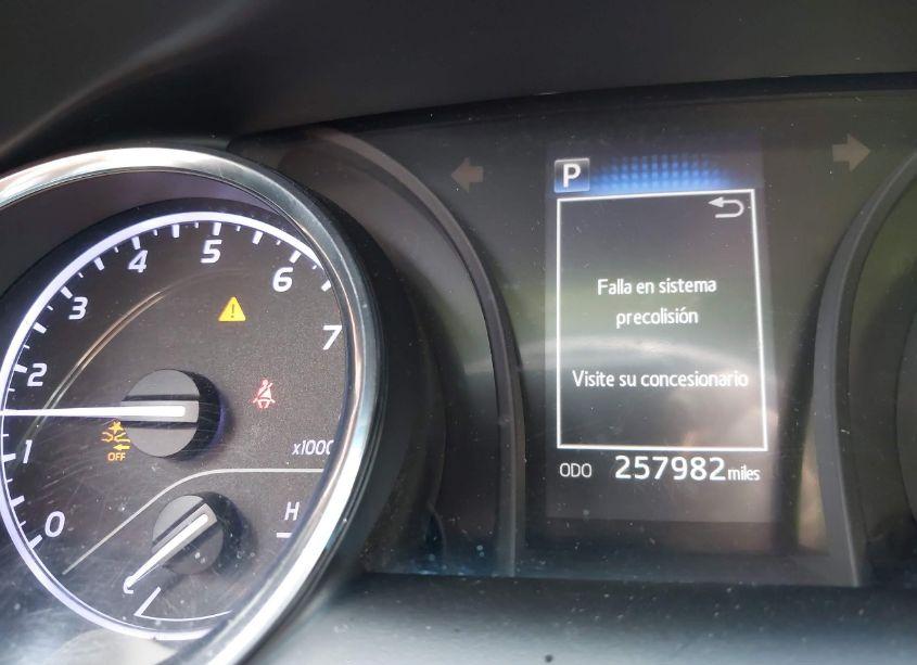 Photo 15 of 2018 Toyota Camry LE (VIN 4T1B11HK6JU675651)