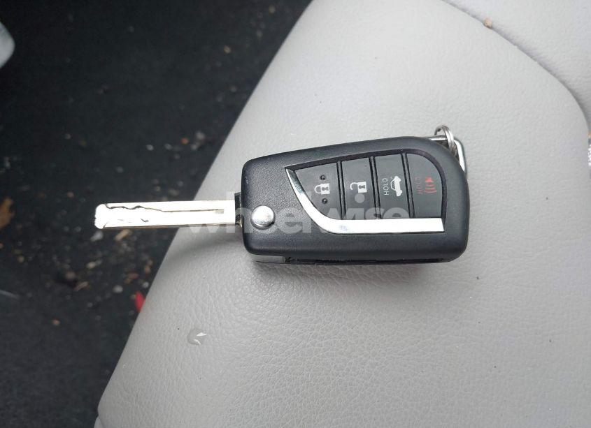 Photo 11 of 2019 Toyota Camry SE (VIN 4T1B11HK6KU167682)