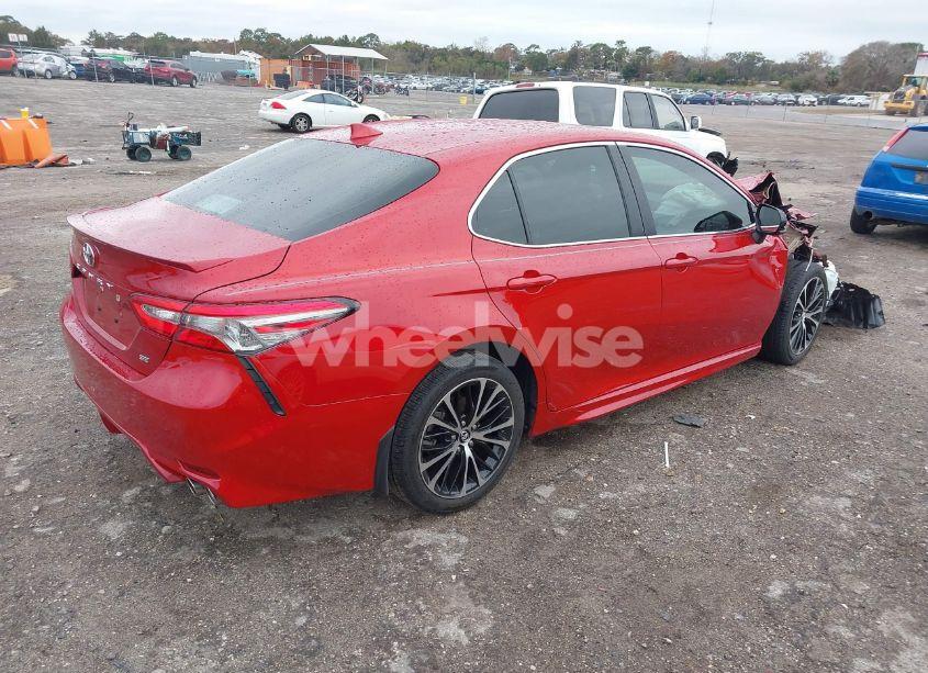 Photo 4 of 2019 Toyota Camry SE (VIN 4T1B11HK6KU167682)